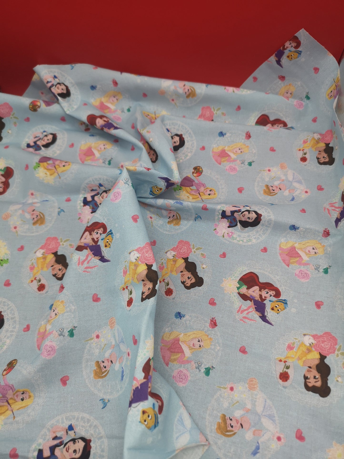 Licensed Disney Fabric 100% cotton: Frozen, Anna, Elsa, Olaf, Ariel, Aurora, Cinderella, Ariel, Rapunzel, Mulan, Snow White