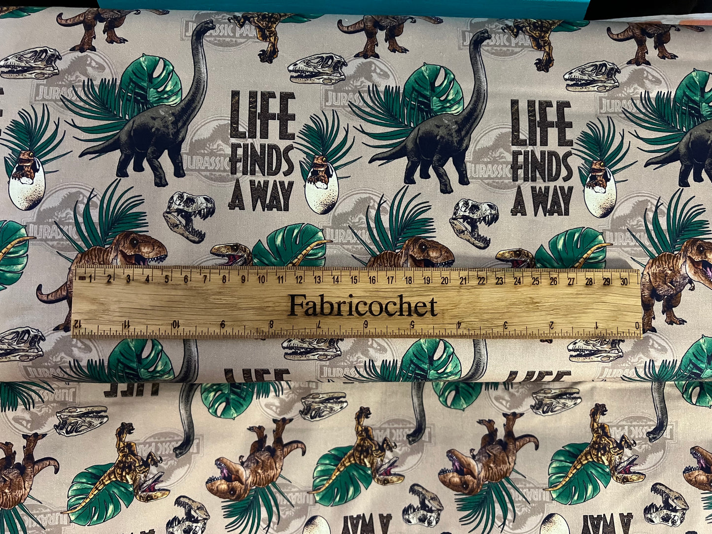 Licensed Jurassic Park fabric 100% cotton: logo, T-Rex, Life finds a way, dinosaurs