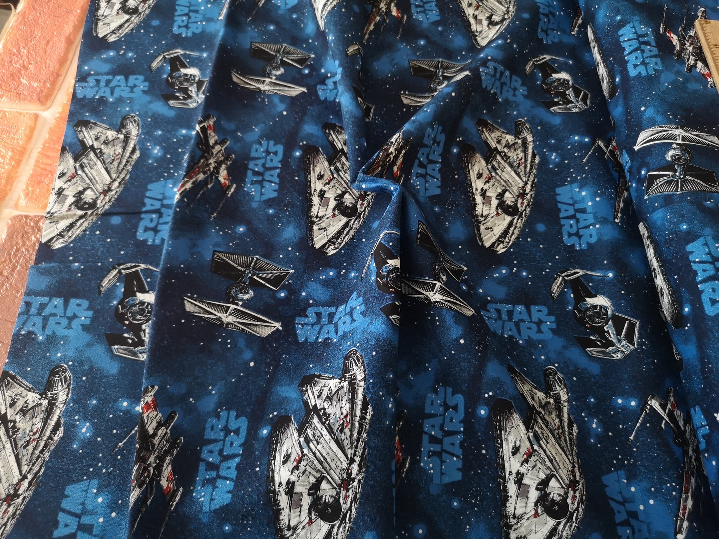 Licensed Star Wars fabric 100% cotton: millenium falcon, x-wing, tie fighter, chewie, bb-8, r2d2, rey, kylo ren