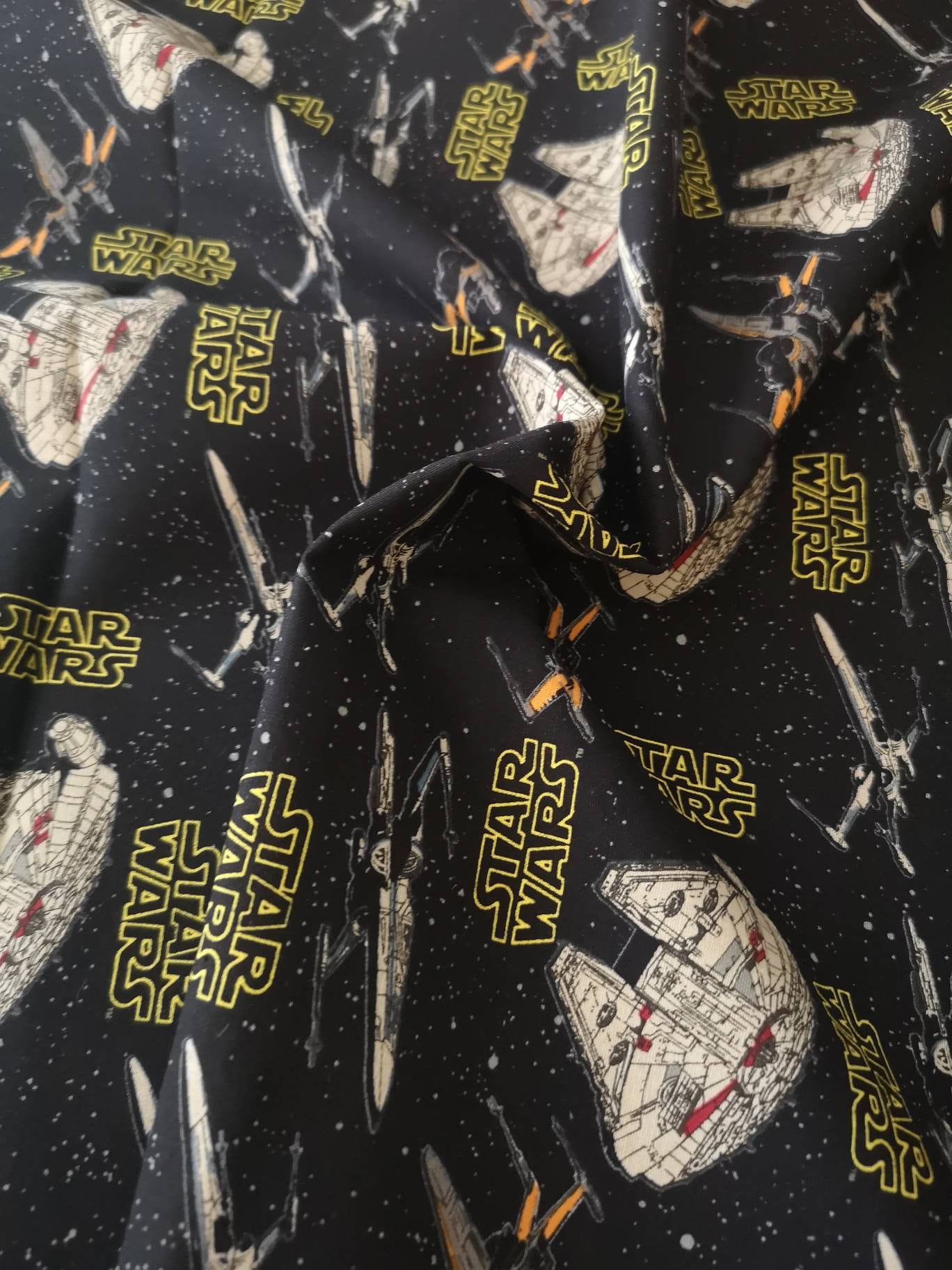 Licensed Star Wars fabric 100% cotton: millenium falcon, x-wing, tie fighter, chewie, bb-8, r2d2, rey, kylo ren